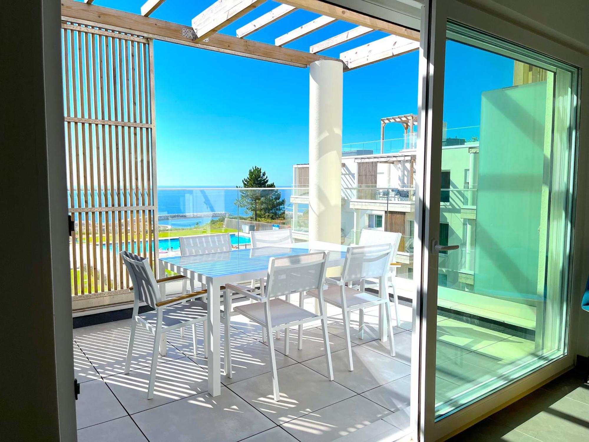 Mar A Vista - Condominium With Pool, Gym And Sea Views Назаре Экстерьер фото